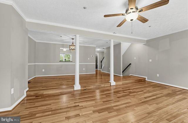 2504 SMOKETREE LN, Crofton, MD 21114