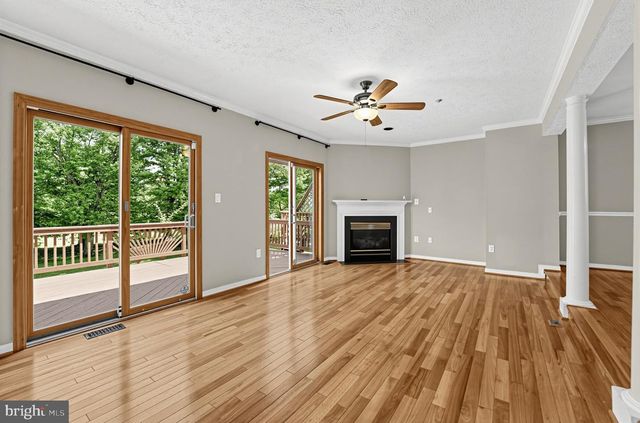 2504 SMOKETREE LN, Crofton, MD 21114