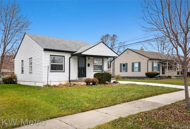 28207 Grant Street, St. Clair Shores, MI 48081