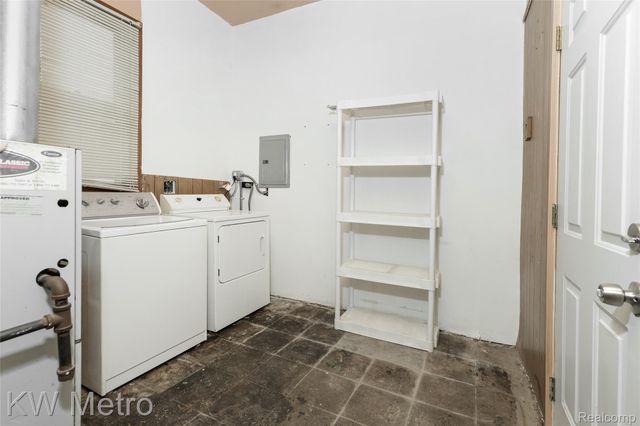 28207 Grant Street, St. Clair Shores, MI 48081