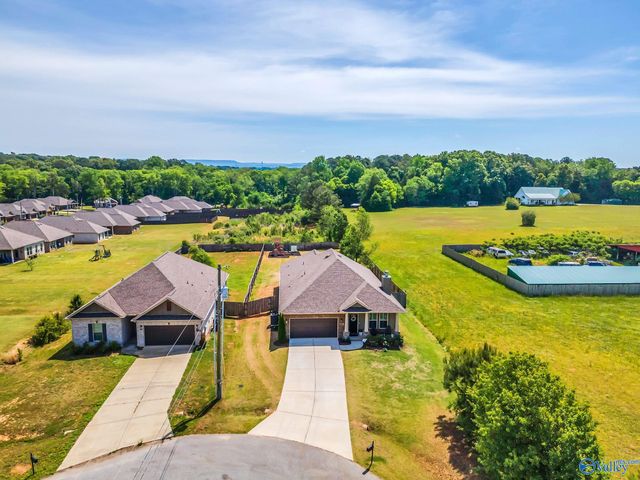 107 Windrose Lane, Huntsville, AL 35810