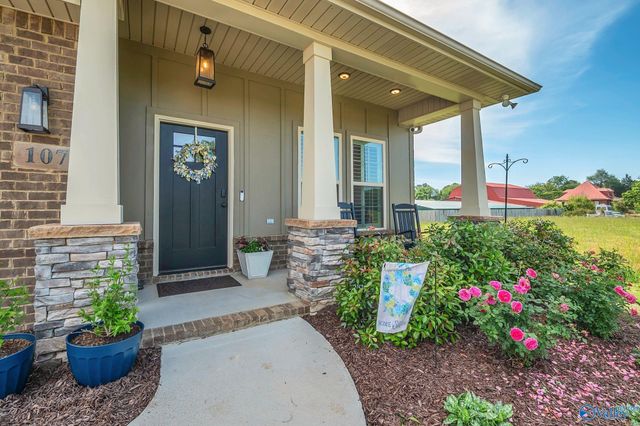 107 Windrose Lane, Huntsville, AL 35810