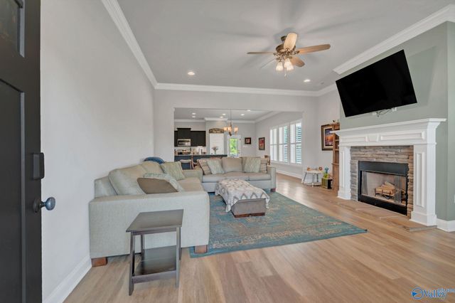 107 Windrose Lane, Huntsville, AL 35810