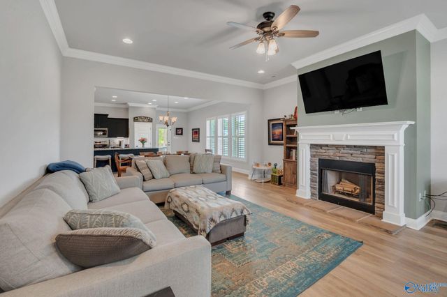 107 Windrose Lane, Huntsville, AL 35810