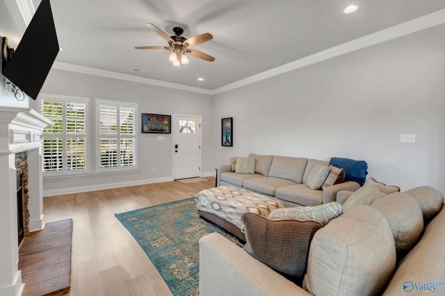 107 Windrose Lane, Huntsville, AL 35810