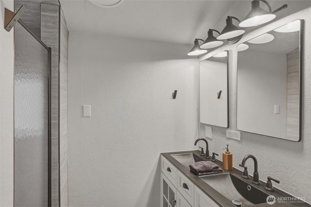 6425 Little Big Horn, Maple Falls, WA 98266