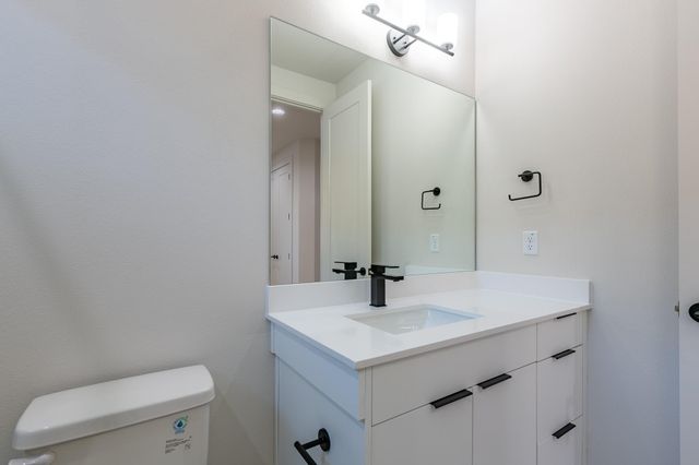 2008-B Canterbury ST B, Austin, TX 78702