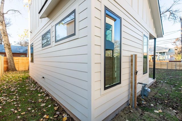 2008-B Canterbury ST B, Austin, TX 78702