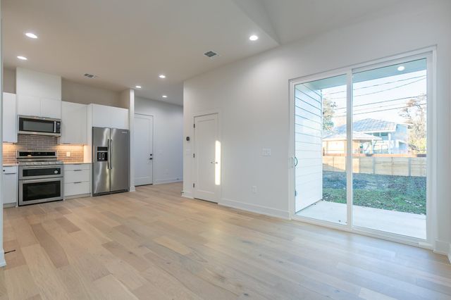 2008-B Canterbury ST B, Austin, TX 78702