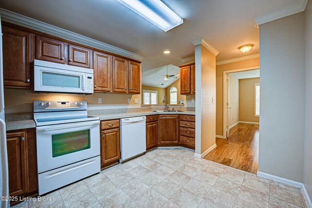 4413 Monarchos Dr, Louisville, KY 40220