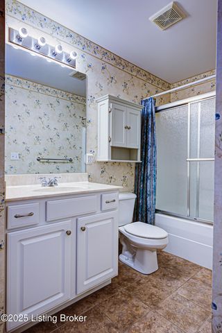 4413 Monarchos Dr, Louisville, KY 40220