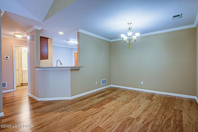 4413 Monarchos Dr, Louisville, KY 40220