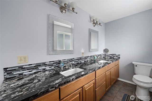 26 NW Jib Street, Oak Harbor, WA 98277