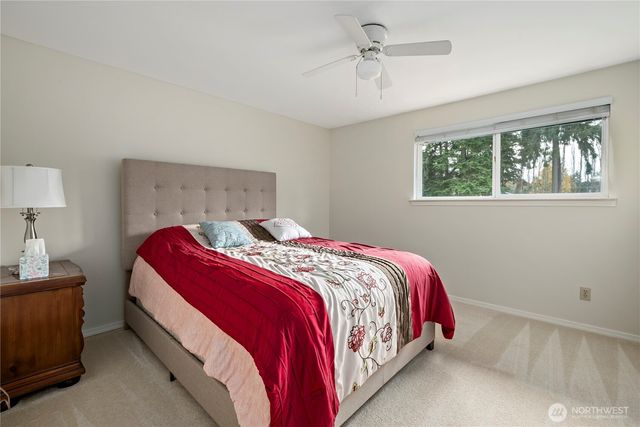 26 NW Jib Street, Oak Harbor, WA 98277