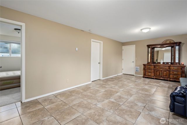 26 NW Jib Street, Oak Harbor, WA 98277