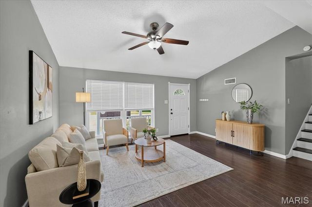 10915 Ridge Forest Drive, Unincorporated, MO 63123