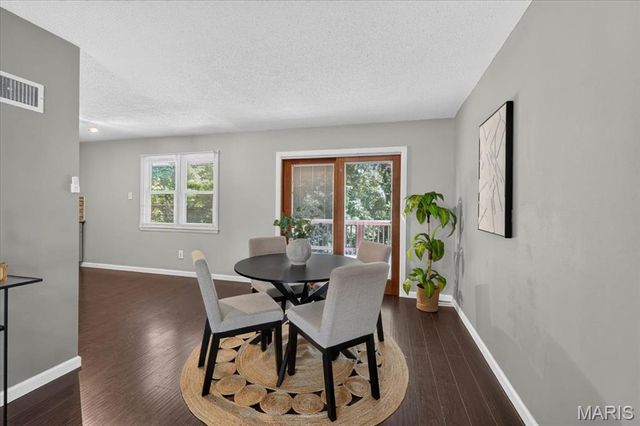 10915 Ridge Forest Drive, Unincorporated, MO 63123