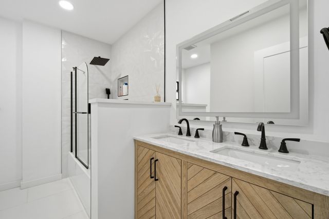 1333 SE 8TH Street, Deerfield Beach, FL 33441