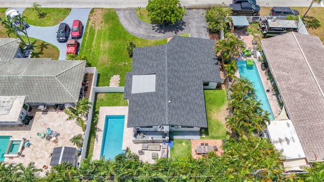 1333 SE 8TH Street, Deerfield Beach, FL 33441