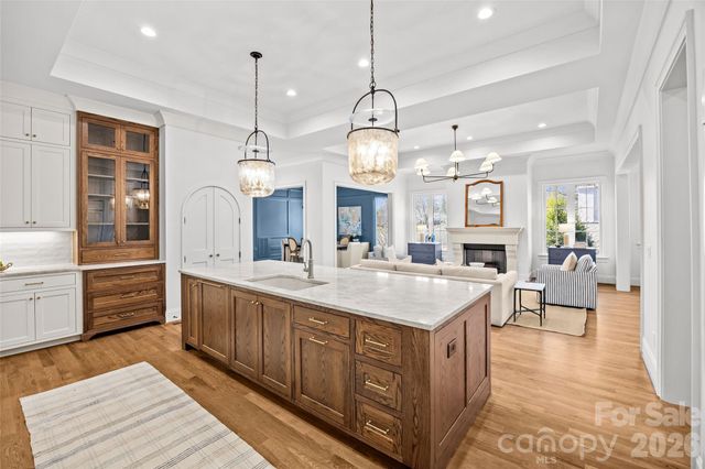 4715 Montclair Avenue, Charlotte, NC 28211