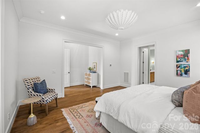 4715 Montclair Avenue, Charlotte, NC 28211