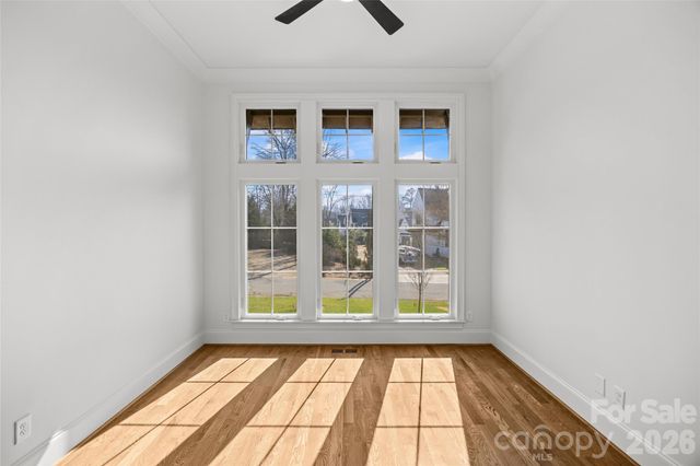 4715 Montclair Avenue, Charlotte, NC 28211