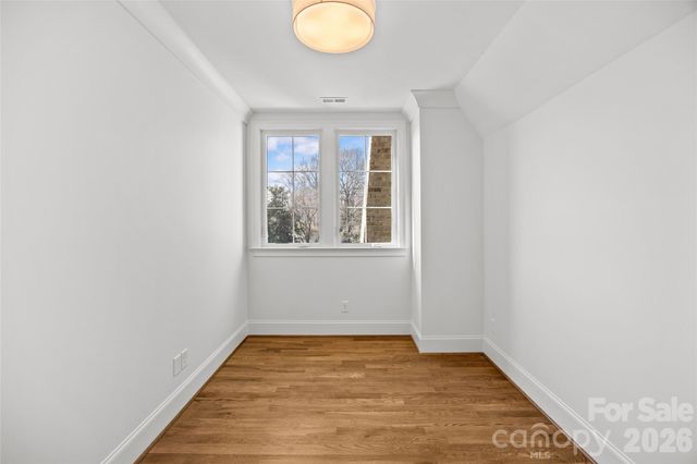 4715 Montclair Avenue, Charlotte, NC 28211