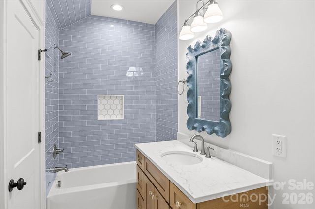 4715 Montclair Avenue, Charlotte, NC 28211