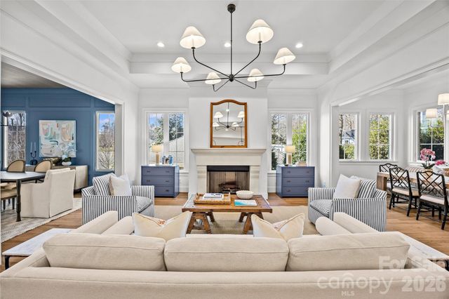 4715 Montclair Avenue, Charlotte, NC 28211