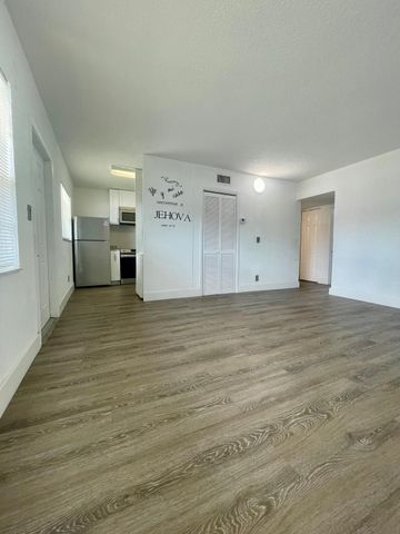 651 NW 42nd Court 118, Deerfield Beach, FL 33064