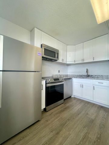 651 NW 42nd Court 118, Deerfield Beach, FL 33064