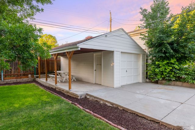 1947 E SYLVAN AVE, Salt Lake City, UT 84108