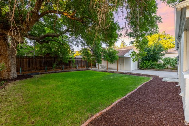 1947 E SYLVAN AVE, Salt Lake City, UT 84108
