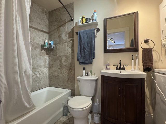 23 West Lane, Winooski, VT 05404