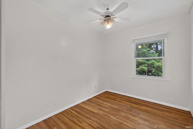 3221 N Stoneycrest Road, Bloomington, IN 47404