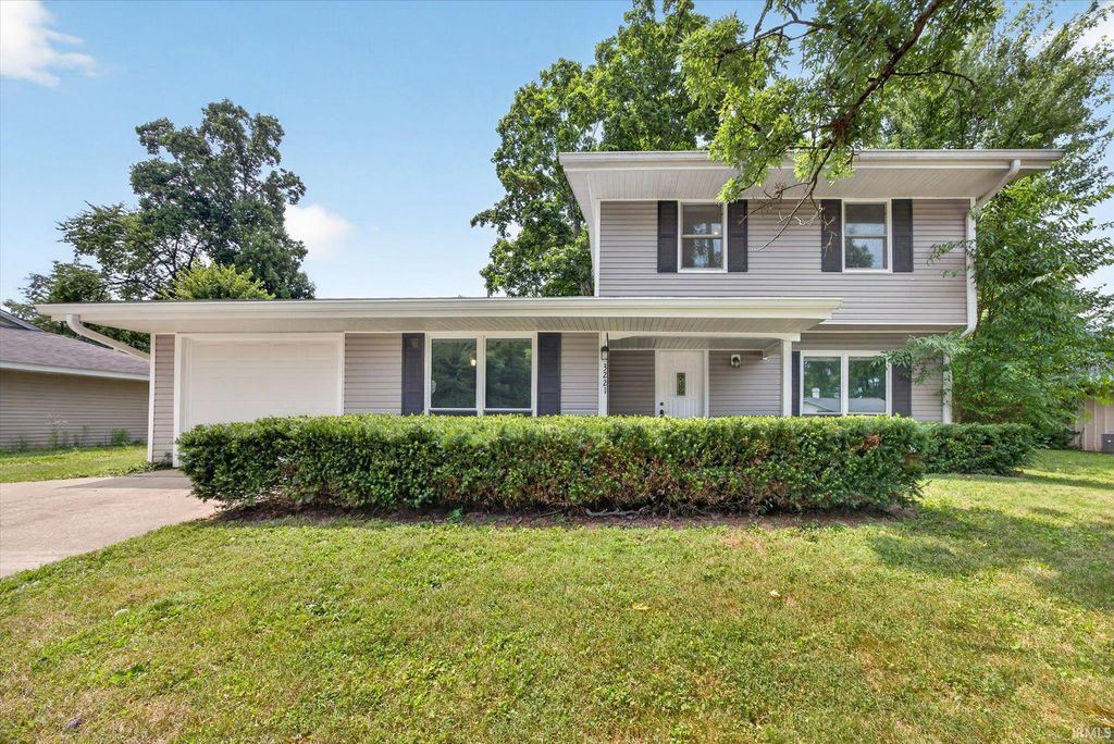 3221 N Stoneycrest Road, Bloomington, IN 47404