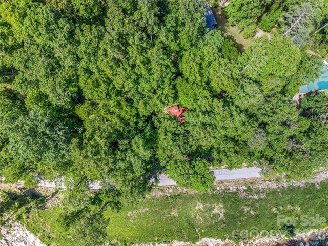 247 Legacy Layne Drive, Hendersonville, NC 28792