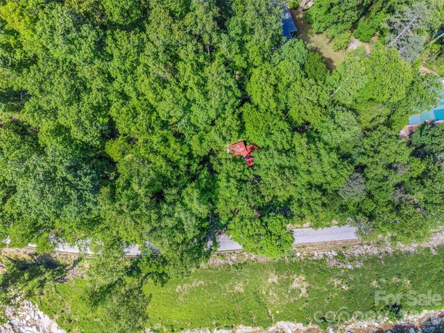 247 Legacy Layne Drive, Hendersonville, NC 28792