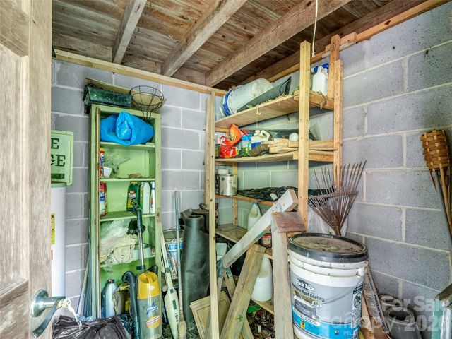 247 Legacy Layne Drive, Hendersonville, NC 28792