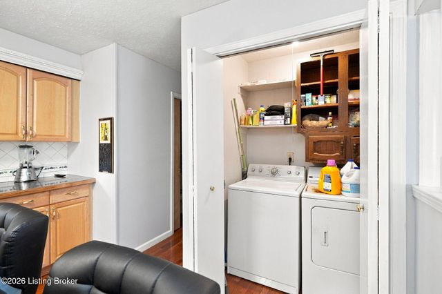 13917 Aiken Rd, Louisville, KY 40245