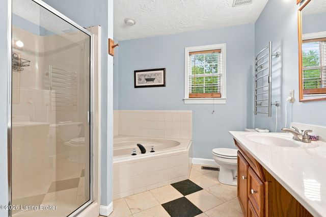 13917 Aiken Rd, Louisville, KY 40245