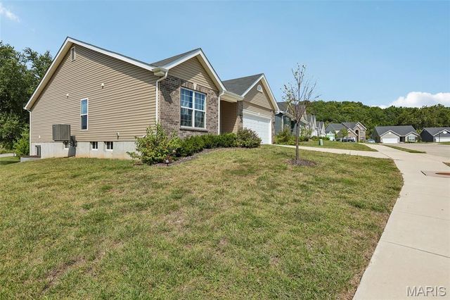 777 Creek View Drive, Fenton, MO 63026