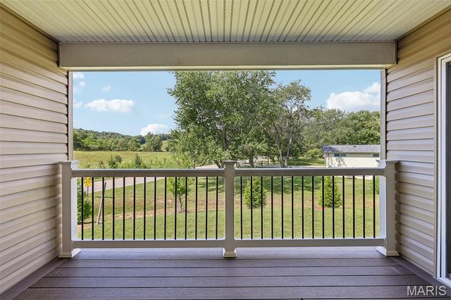 777 Creek View Drive, Fenton, MO 63026