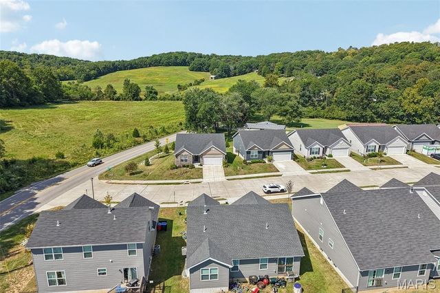 777 Creek View Drive, Fenton, MO 63026