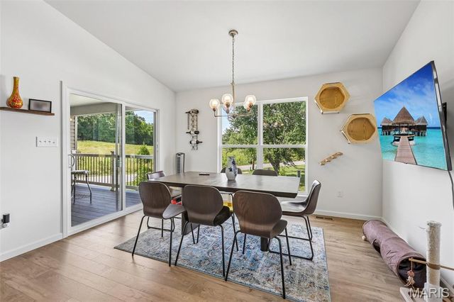 777 Creek View Drive, Fenton, MO 63026