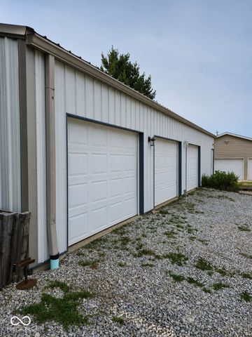 3915 Washington Avenue, Bedford, IN 47421