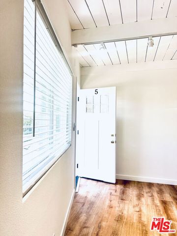 421 E Chevy Chase Drive 5, Glendale, CA 91205