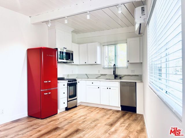 421 E Chevy Chase Drive 5, Glendale, CA 91205