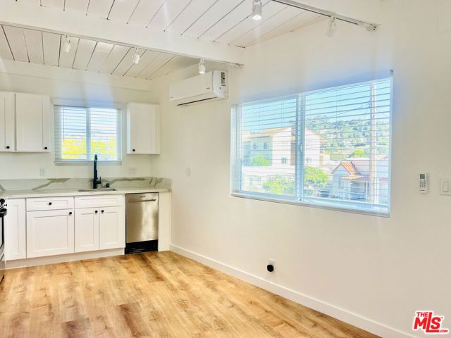 421 E Chevy Chase Drive 5, Glendale, CA 91205