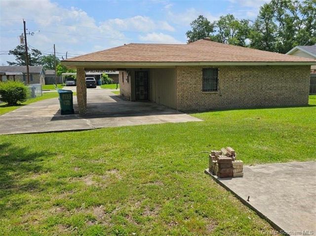 1733 Myrtle Street, Westlake, LA 70669